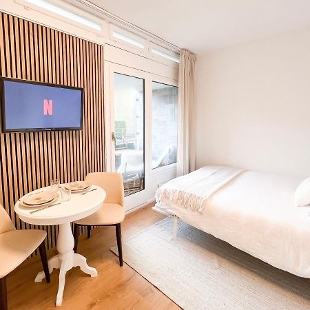 Bright Tiny Studio - Shared Pool & Sauna - Free Parking - Air Condition Muralto Ngoại thất bức ảnh